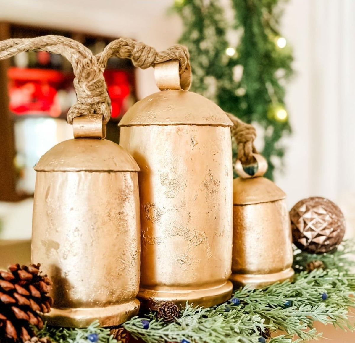 86. CHRISTMAS BELLS